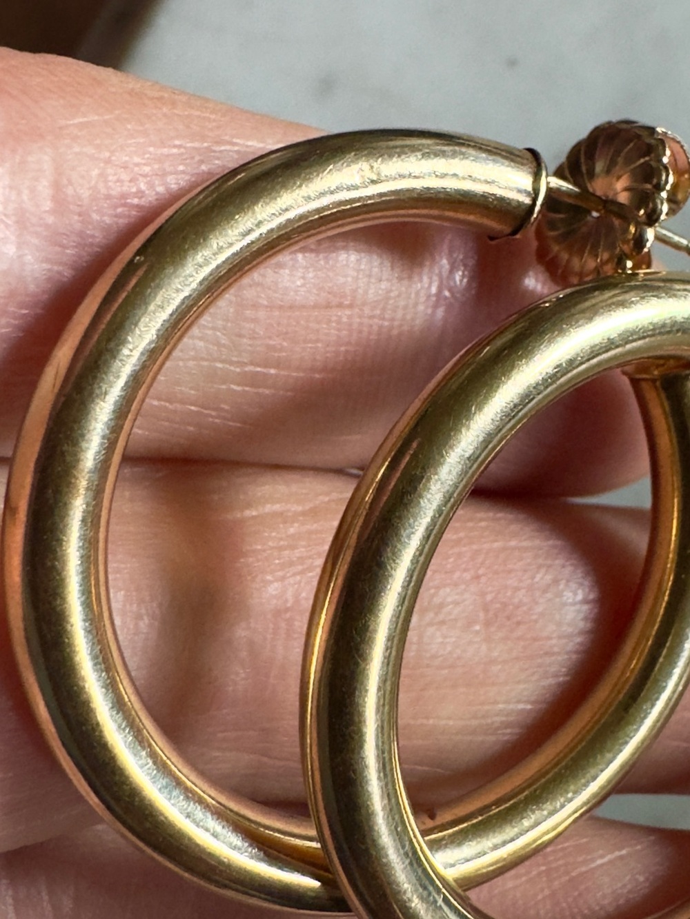 Heavy 14k Yellow gold Hoop Earrings - Picture 7 of 8